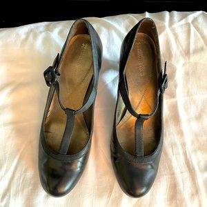 Black classic ballroom dancing shoes, Naturalizer brand made for comfort